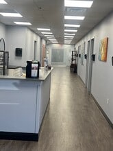 82 Totowa Rd, Wayne, NJ à louer Photo intérieure– Image 2 sur 10