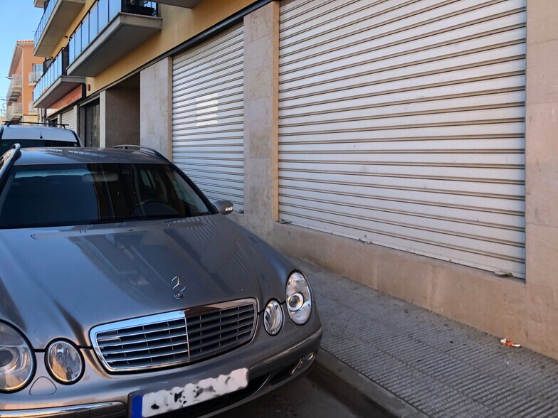 Carrer Solidaritat, 34, La Bisbal d'Empordà, Gerona à vendre - Photo de l’immeuble – Image 2 sur 2