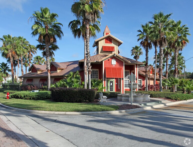 2250 N Hoagland Blvd, Kissimmee, FL à vendre - Photo de l’immeuble – Image 2 sur 9