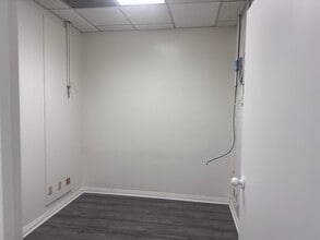 3360 Flair Dr, El Monte, CA à louer Photo intérieure– Image 1 sur 8