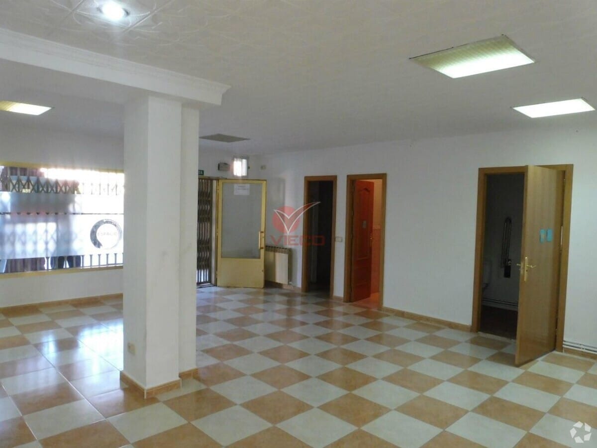 Cuenca, CUE 16002 - Lot Puerta B5, Esc. E - - Photo intérieure - Image 2 of 9