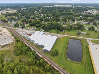 Plus de détails pour 1819 Elmore St, Crawfordsville, IN - Local d'activités à louer