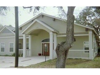 Plus de détails pour 1712 N Interstate 35, San Marcos, TX - Bureau à vendre