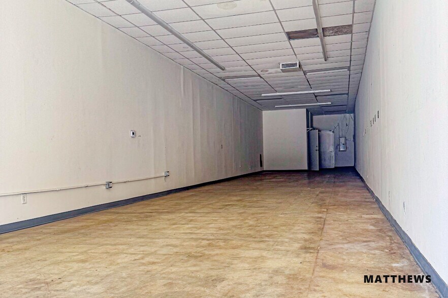 1031-1035 S Los Angeles St, Los Angeles, CA à louer - Photo de l’immeuble – Image 3 sur 4