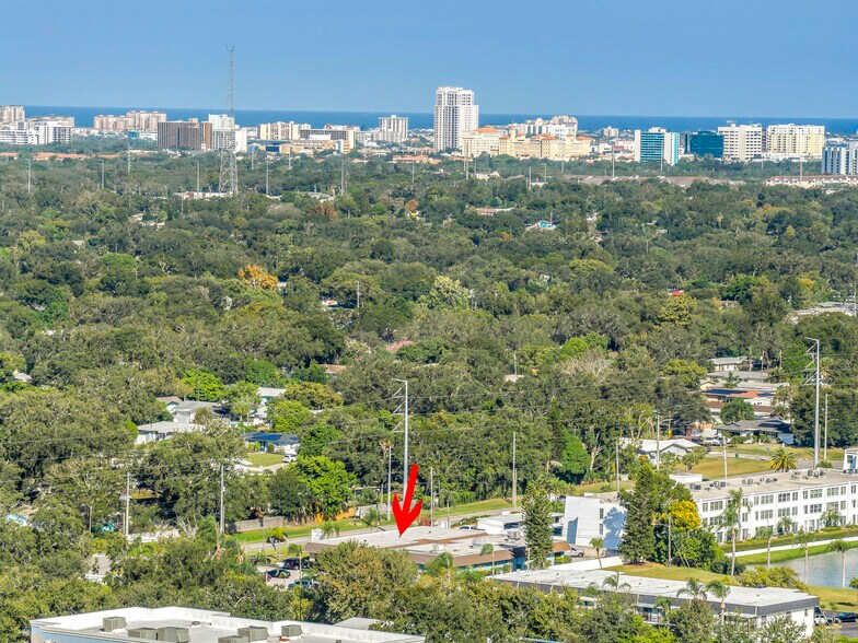 1745 S Highland Ave, Clearwater, FL à vendre - Photo de l’immeuble – Image 3 sur 6