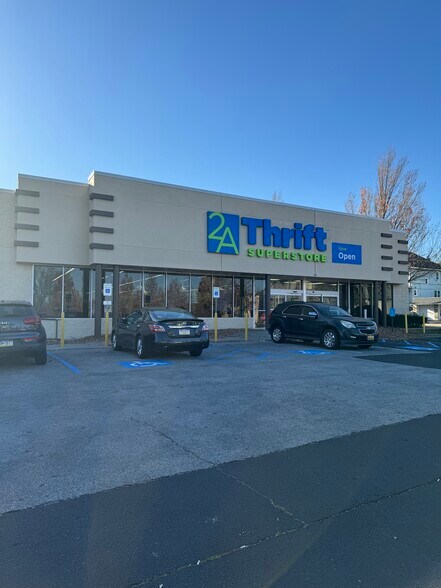 300 N York Rd, Willow Grove, PA à vendre - Photo de l’immeuble – Image 1 sur 5
