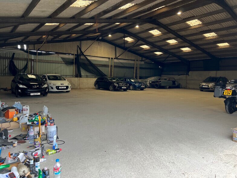 Unit 10 Home Farm Baynards Park, Horsham Rd, Cranleigh à louer - Photo intérieure – Image 3 sur 4