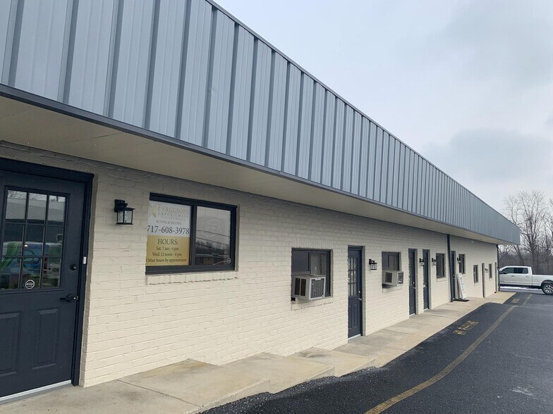6130 Old Jonestown Rd, Harrisburg, PA à louer - Photo principale – Image 1 sur 4