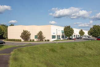 Plus de détails pour 3656 Centerview Dr, Chantilly, VA - Industriel/Logistique à louer