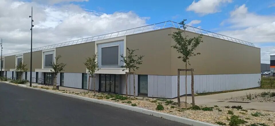 Local commercial dans Caen à louer - Photo de l’immeuble – Image 2 sur 3