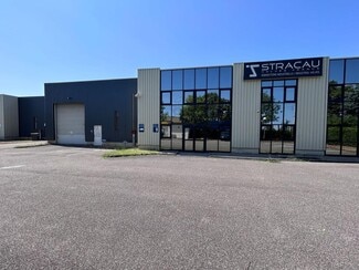 Plus de détails pour 23 Rue Des Freres Lumiere, Genas - Bureau, Local d'activités à louer