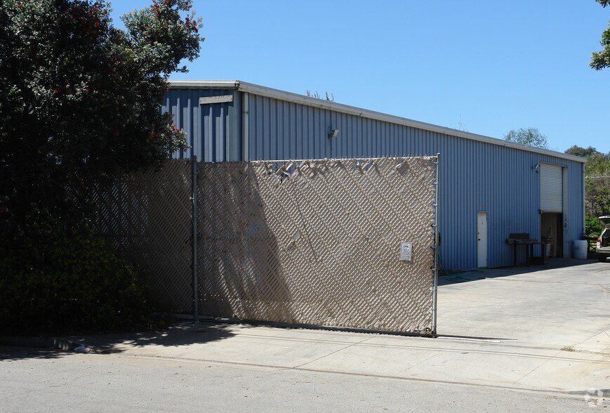 43 N Peking St, Ventura, CA à louer - Photo de l’immeuble – Image 2 sur 3