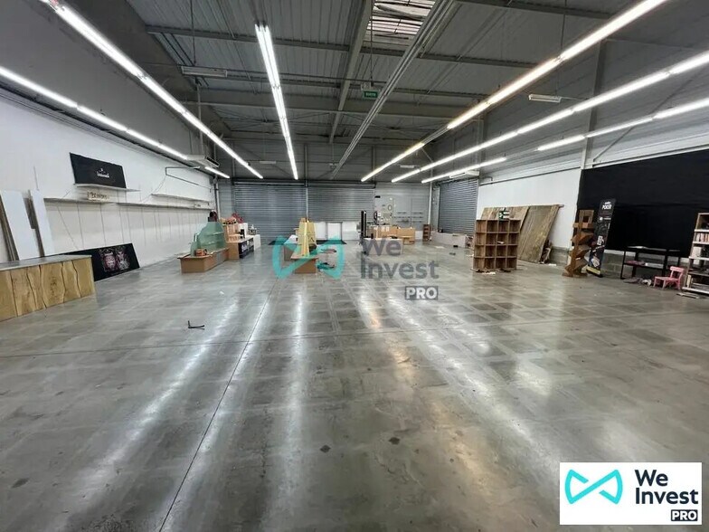 Local commercial dans Reims à louer - Photo de l’immeuble – Image 2 sur 5