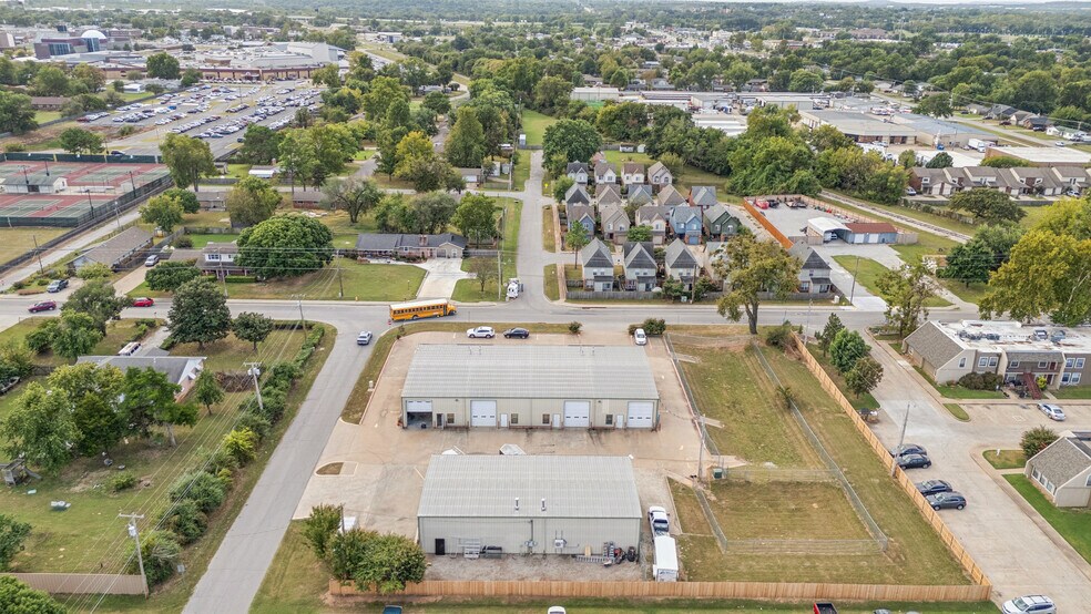 395 W K Pl, Jenks, OK à vendre - Photo de l’immeuble – Image 2 sur 32
