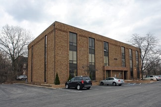 Plus de détails pour 6825 Hobson Valley Dr, Woodridge, IL - Bureau à vendre