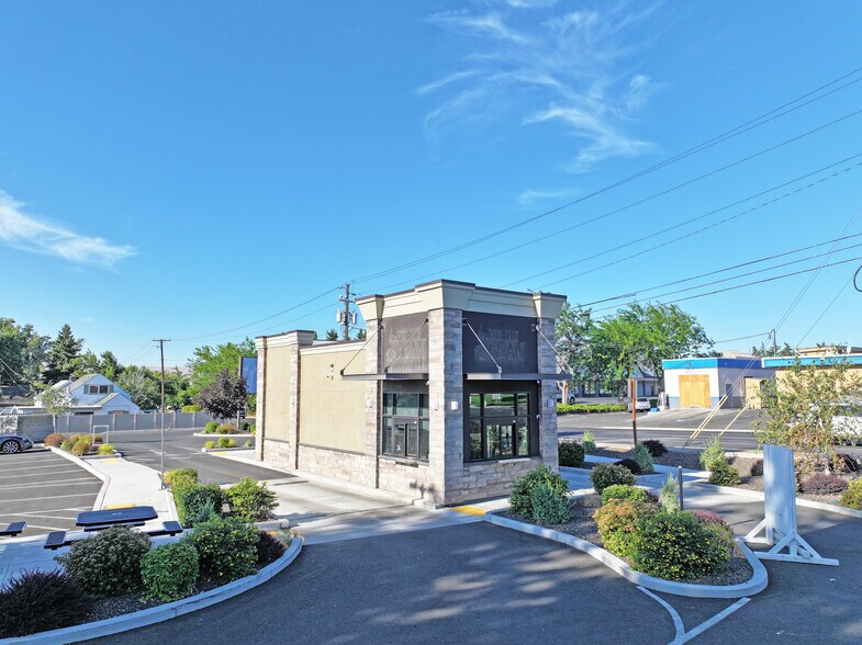 115 N 56th Ave, Yakima, WA à vendre - Photo de l’immeuble – Image 2 sur 19