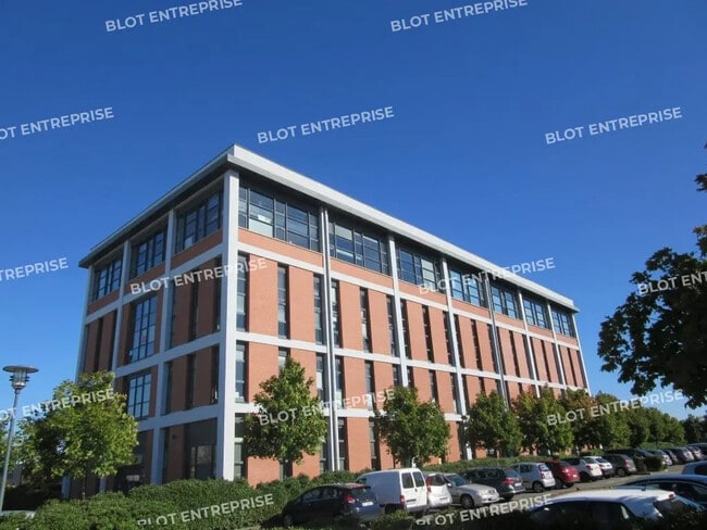 Plus de détails pour Bureau à louer