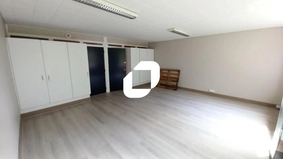Bureau dans VILLENEUVE-D'ASCQ à vendre - Photo de l’immeuble – Image 3 sur 8