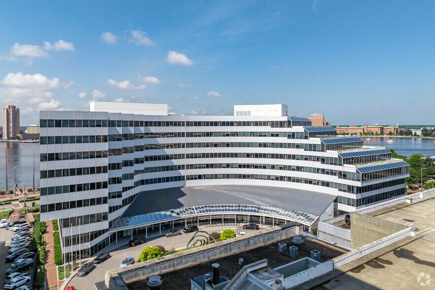 101 W Main St, Norfolk, VA à louer - Photo de l’immeuble – Image 2 sur 28