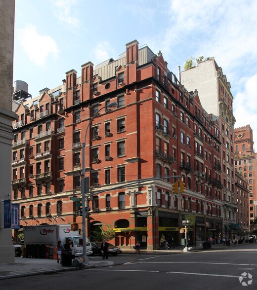 71 University Pl, New York, NY à louer - Photo de l’immeuble – Image 3 sur 9
