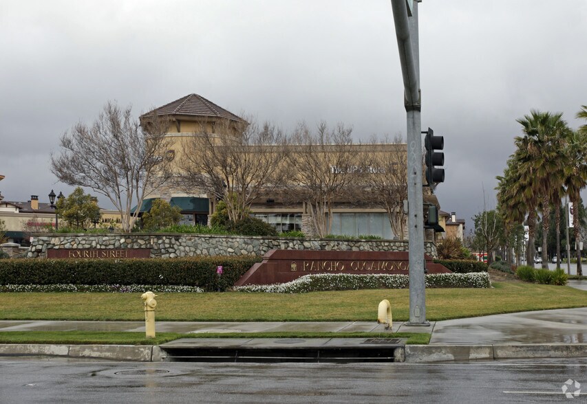 9668 Milliken Ave, Rancho Cucamonga, CA à vendre - Photo de l’immeuble – Image 2 sur 3