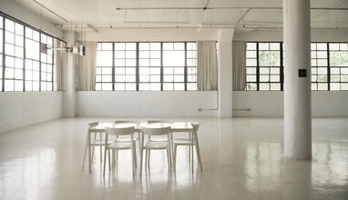 1717 Troutman St, Ridgewood, NY à louer Photo intérieure– Image 1 sur 6