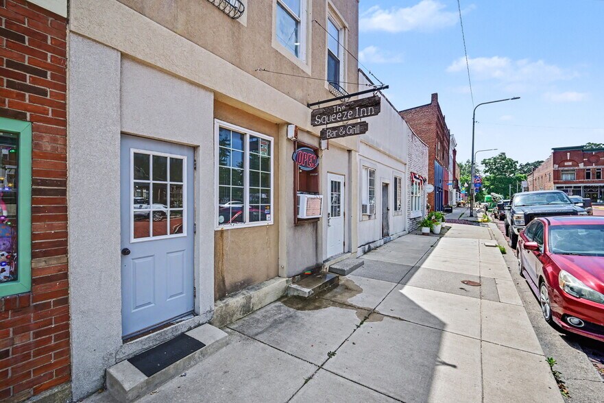 126 McConnell St, Oxford, IN à vendre - Photo de l’immeuble – Image 2 sur 34