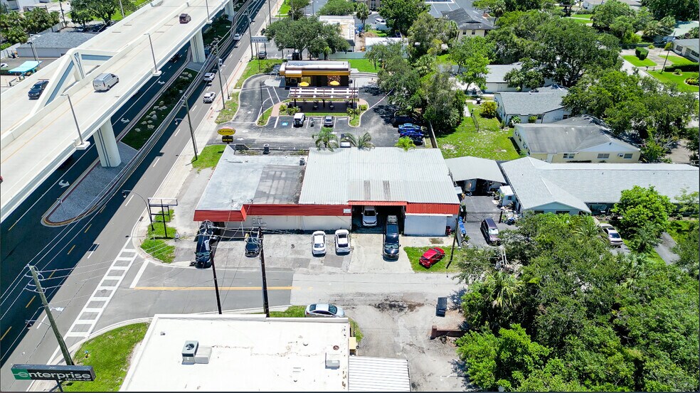 4542-4544 W Gandy Blvd, Tampa, FL à vendre - Photo de l’immeuble – Image 3 sur 9