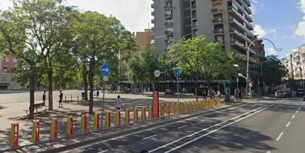 Local commercial dans Barcelone, Barcelona à louer Autre– Image 2 sur 4