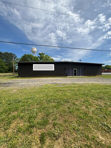 119 Cooley Bridge Rd, Pelzer, SC à louer - Photo de l’immeuble – Image 2 sur 15
