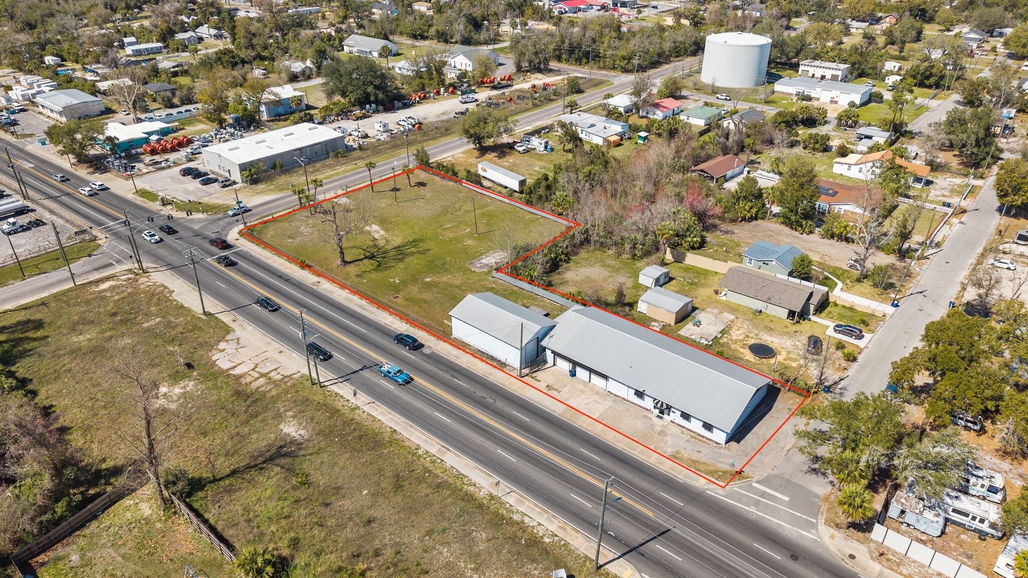 2135 E 5th St, Panama City, FL à vendre Photo principale– Image 1 sur 38