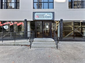 1020 11th St, Sacramento, CA à louer Photo de l’immeuble– Image 2 sur 25