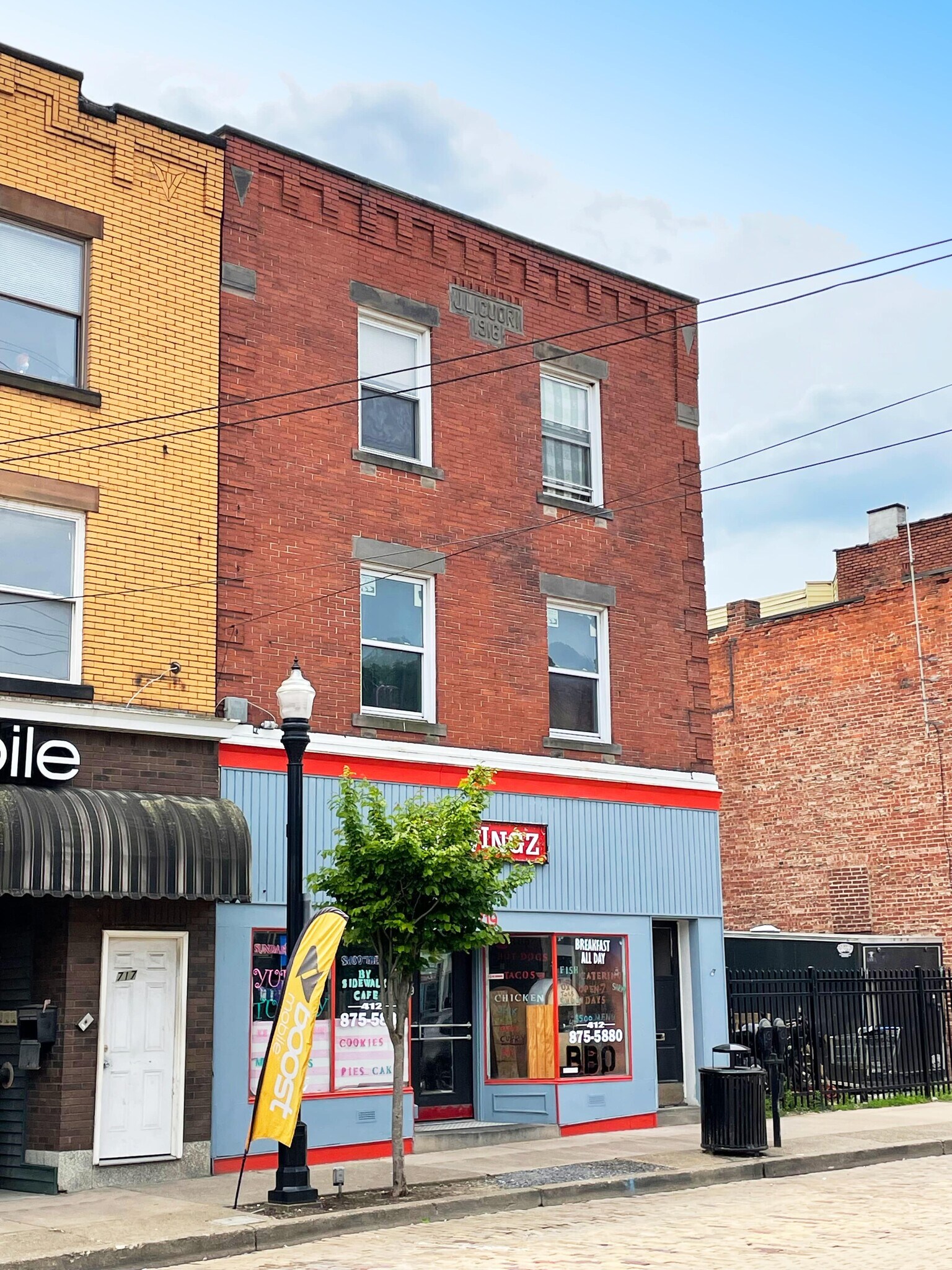 719 Broadway Ave, McKees Rocks, PA à vendre Photo principale– Image 1 sur 2