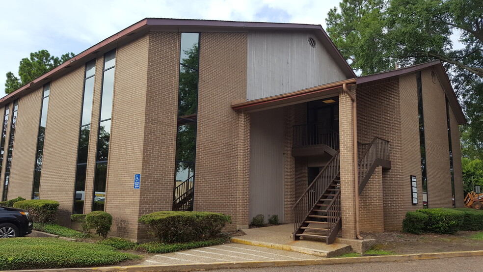 401 E Front St, Tyler, TX à louer - Photo de l’immeuble – Image 3 sur 5