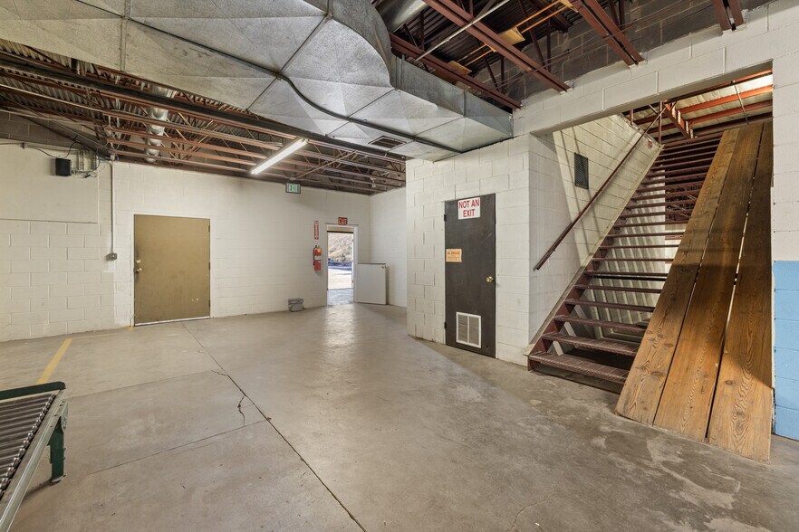 888 Antler Dr, Casper, WY à vendre - Photo de l’immeuble – Image 3 sur 54