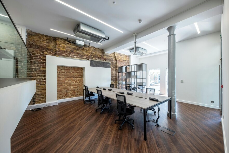 50 Southwark St, Londres à louer - Photo de l’immeuble – Image 2 sur 6