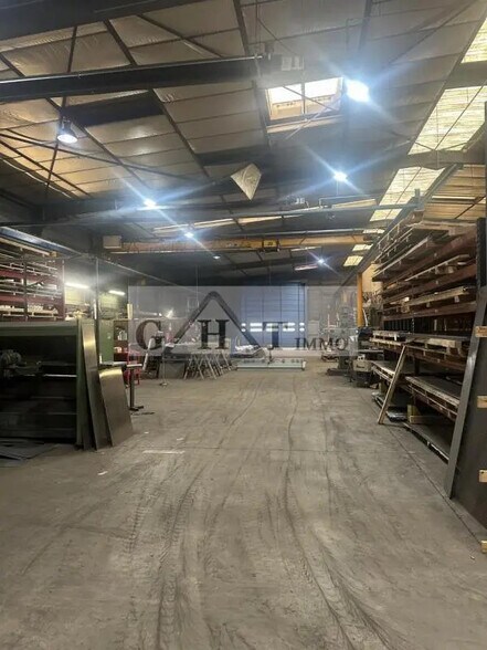 Industriel/Logistique dans Sartrouville à vendre - Photo de l’immeuble – Image 1 sur 6