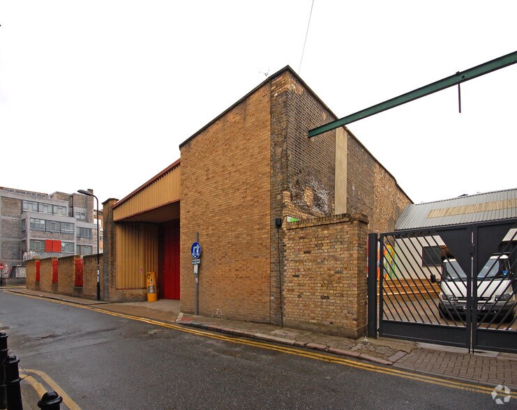 11-15 Anning St, Londres à louer - Photo de l’immeuble – Image 2 sur 9