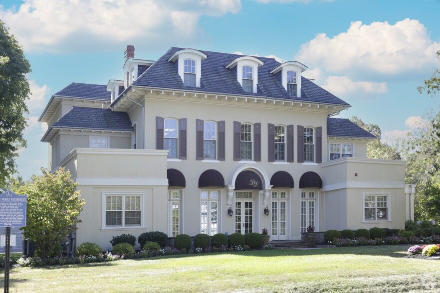 24 Mine St, Flemington, NJ à louer Photo principale– Image 1 sur 8