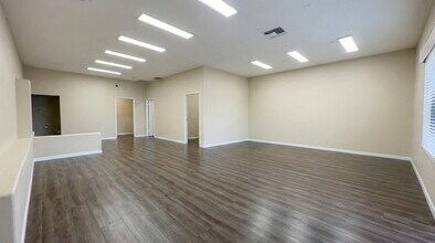 1270 Persian Dr, Sunnyvale, CA à louer Photo intérieure– Image 1 sur 4