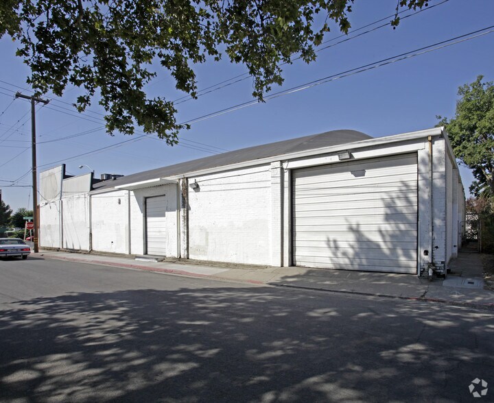 1251 El Camino Ave, Sacramento, CA à louer - Photo de l’immeuble – Image 3 sur 4