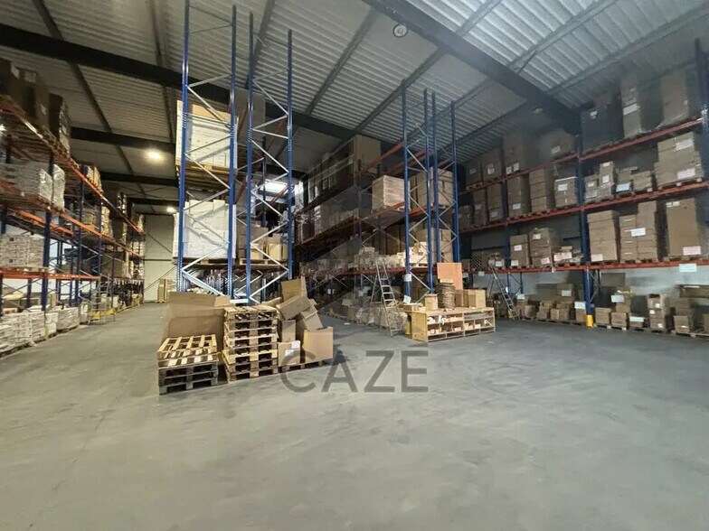 Local d'activités dans Saint-Magne-de-Castillon à vendre - Photo de l’immeuble – Image 3 sur 6