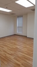 6495 New Hampshire Ave, Hyattsville, MD à louer Photo de l’immeuble– Image 2 sur 3