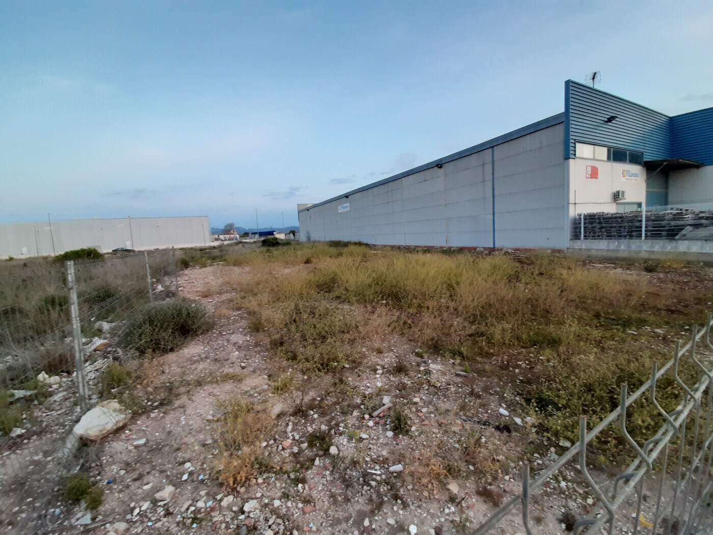 Terrain dans La Pobla Llarga, Valencia à vendre Photo principale– Image 1 sur 8
