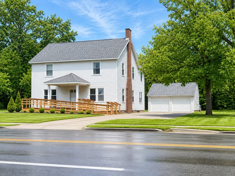 1624 Gratiot Ave, Saginaw, MI à vendre - Photo principale – Image 1 sur 1