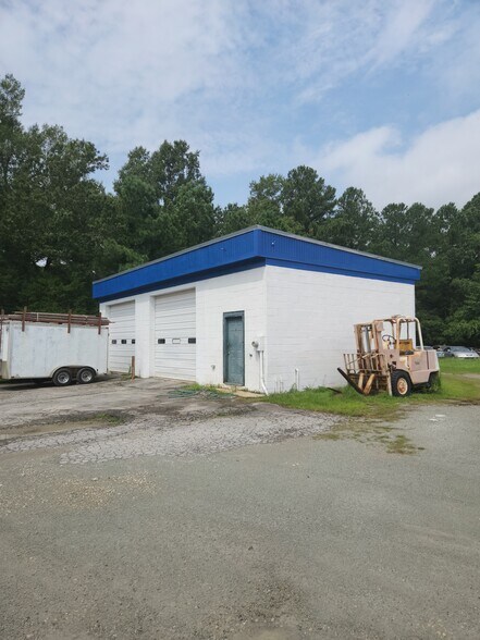 3923 Old Cherry Point Rd, New Bern, NC à vendre - Photo de l’immeuble – Image 3 sur 7