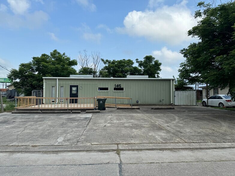 145 Agnes St, Houma, LA à vendre - Photo principale – Image 1 sur 12