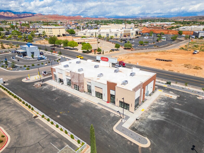 877 North 2720 East street, St George, UT à louer - Photo de l’immeuble – Image 3 sur 8