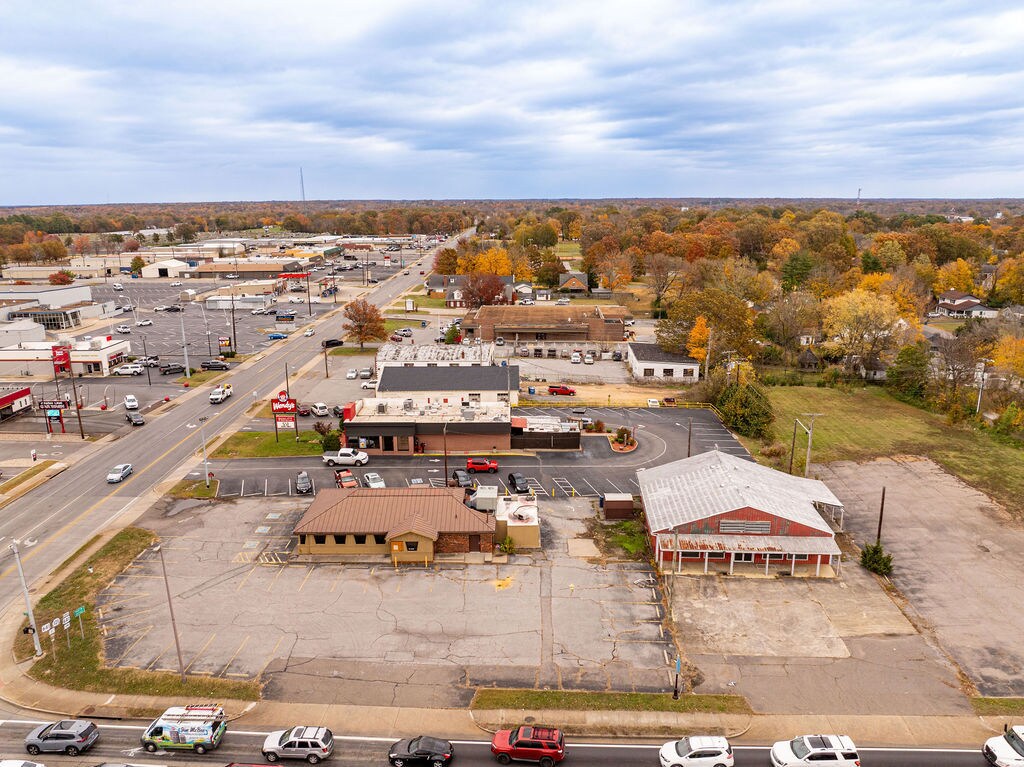 408 N 12th St, Murray, KY à vendre Photo de l’immeuble– Image 1 sur 19