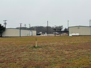 309 S US Highway 69, Trenton, TX à louer Photo de l’immeuble– Image 1 sur 17